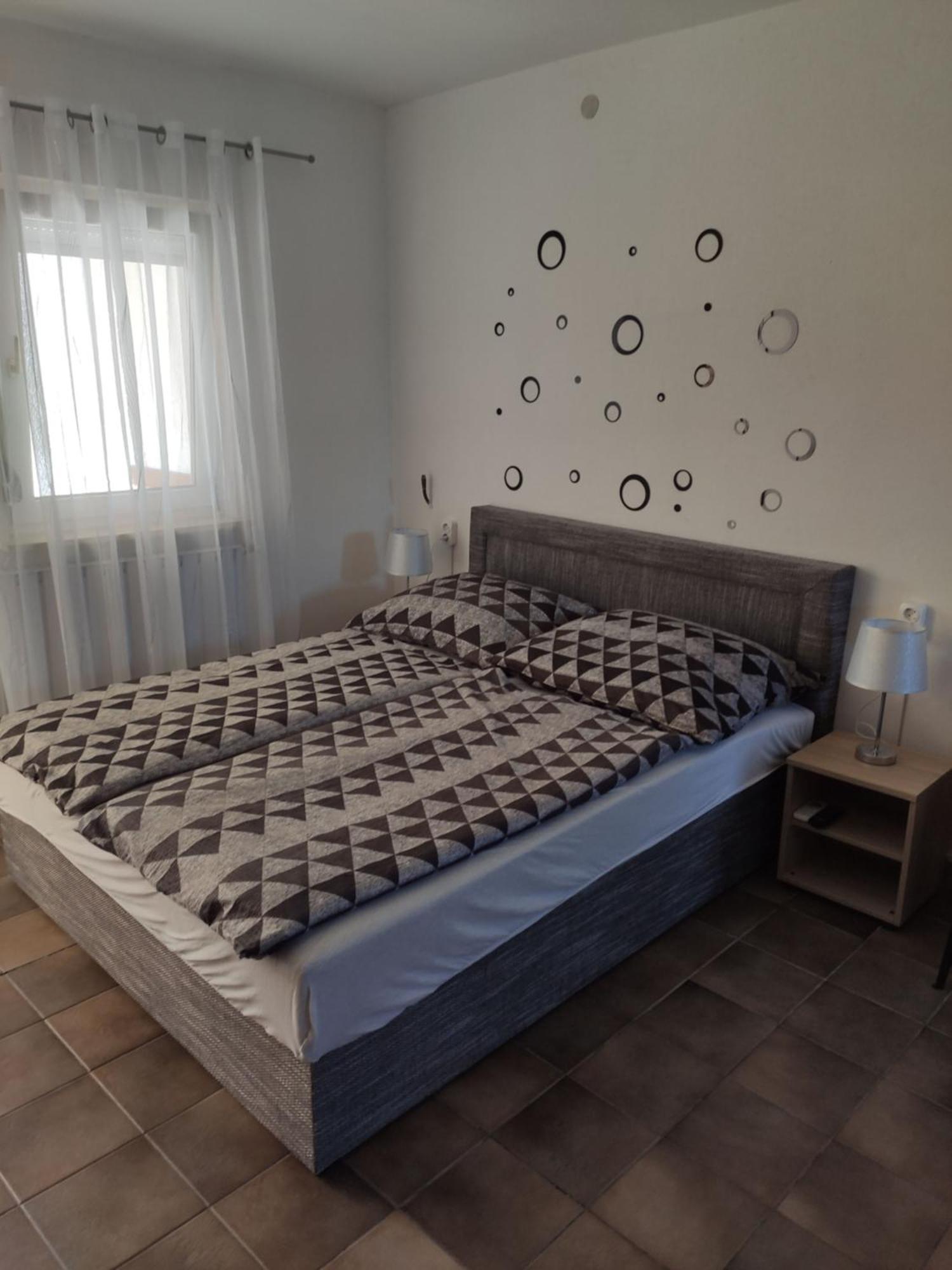 Vasti Apartman Siofok Oda fotoğraf